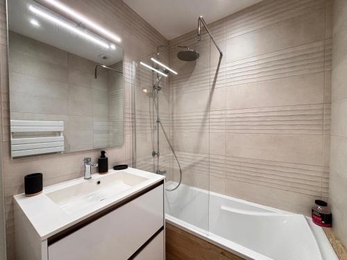 Studio 2 personnes avec Wi-Fi, résidence avec piscine