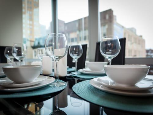 Напитки в Fantastic Philly Fully Furnished Apartments