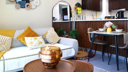 Cozy 1BR in Business Bay, 10 mins to Metro