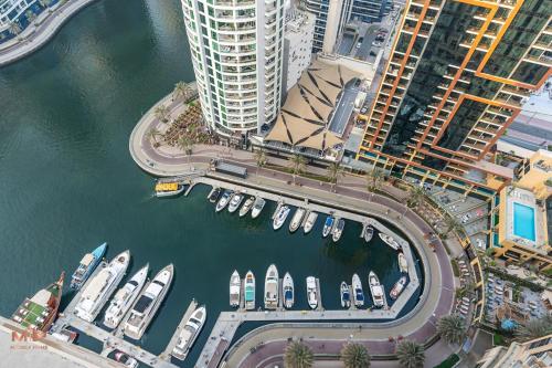 2314 JW Marriott Marina Mall