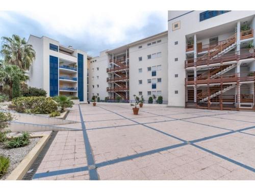 FS190-D52 Appt 2 pièces 4 personnes FREJUS