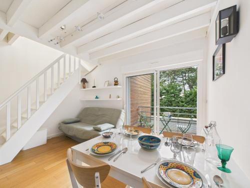 Appartement pour 4, piscine, mer à 150 m
