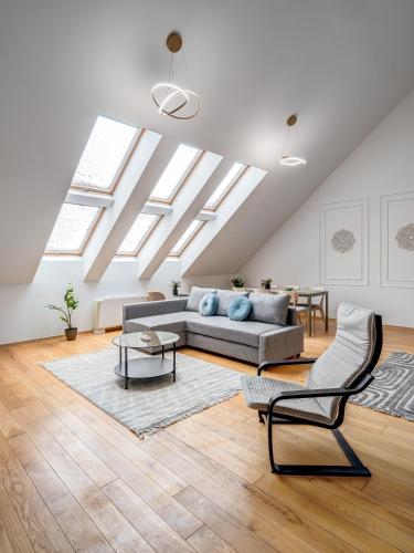 Prime Suite 21 - by Immokon