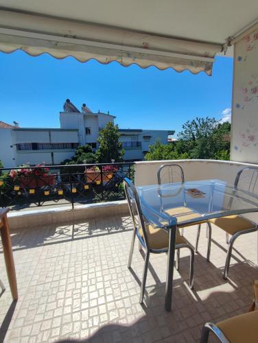 Корал апартамент