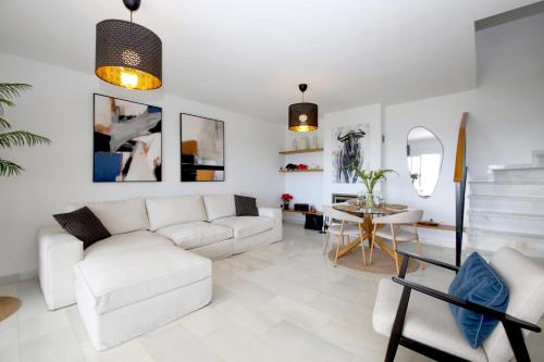 Estepona West Beachfront Townhouse MARRAKESH