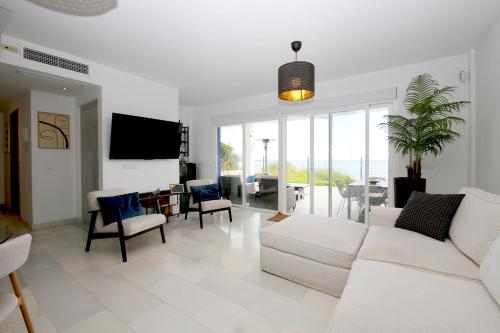 Estepona West Beachfront Townhouse MARRAKESH