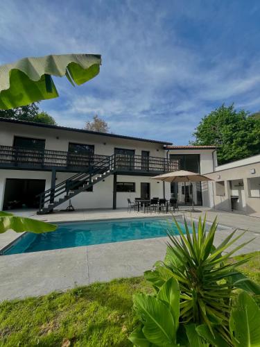 Grande villa avec piscine au portes de bayonne