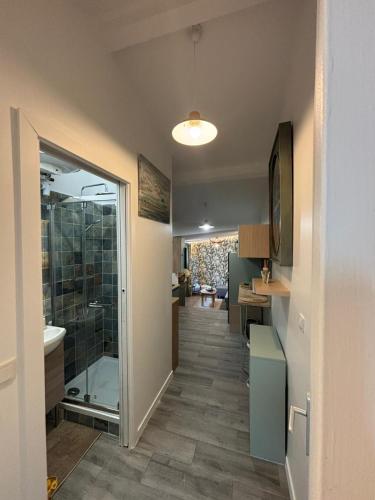 GRAND STUDIO 4PERSONNES, Pantin