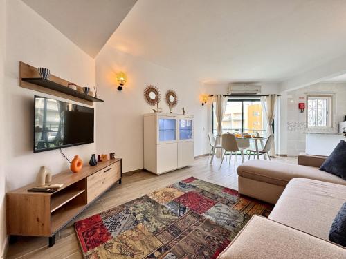 Vilamoura Central Beach 1 With Pool by Homing