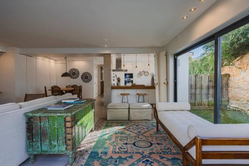 189 - Charming Garden Villa in the Heart of Cascais