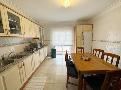 Sea view apartment - 400 meters from the beach