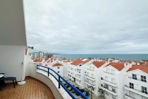 Sea view apartment - 400 meters from the beach