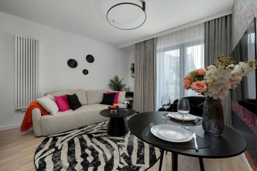 Air Conditioned Apartments in Wrocław Center by Renters Prestige