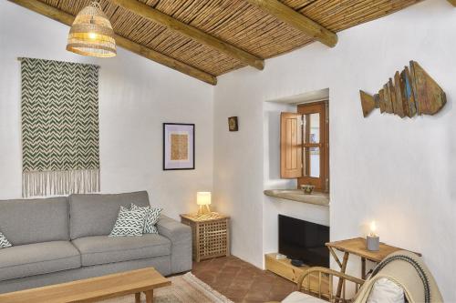 Alvorada House, Callebanda Barracol