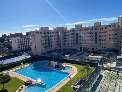 Apartamento con piscina y parking en Alicante