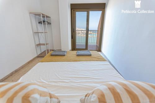 Sea-Castle View 2BR Flat - AC, Wi-Fi, Parking