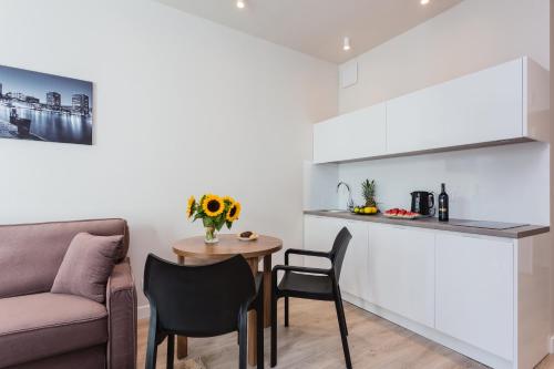 Küche/Küchenzeile in der Unterkunft Platinum Residence Mokotów