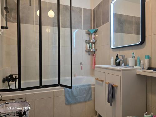 Beautiful air-conditioned apartment with balcony