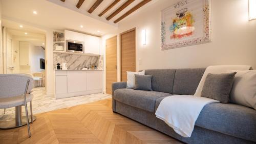 Cosy Apartment in Paris - Champs Elysées