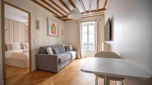Cosy Apartment in Paris - Champs Elysées
