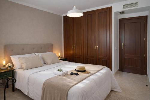 Noctua 020 Estepona Centro 3 photo 9