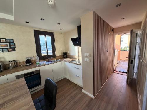 Comfortable apartment with sea view