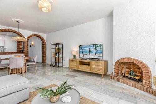 Calahonda Charm, stylish apartment with swimming pool