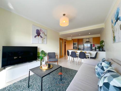 Two Bedroom Apartment with Sea Views in Albufeira
