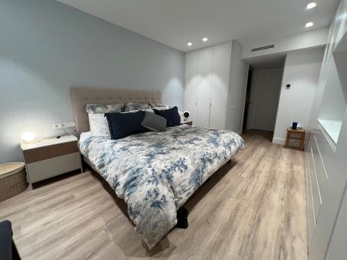 Bright spacious luxury apartment