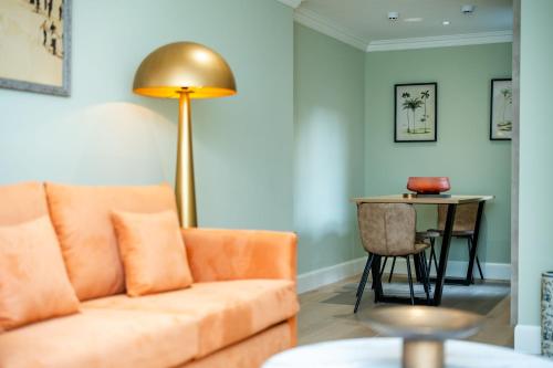 Dragon Suites Luxury Apartments at Rutland Square photo 38