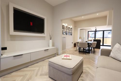 Principality Hideaway 3BR&2BA Family and Contractors photo 14