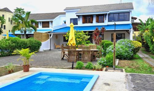 Mermaid Cove - OASIS