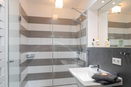 Westside Arthotel Apartment 417 photo 20
