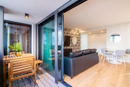 Golden Comfort CasaBela 7 Star by LovelyStay