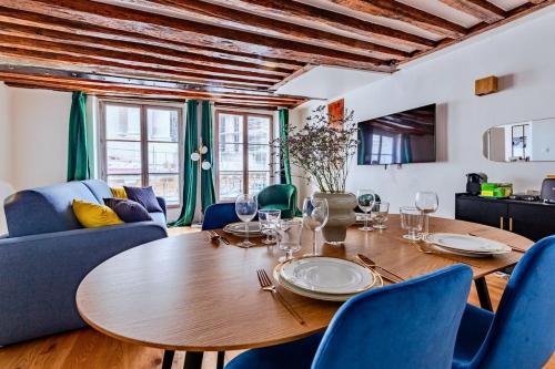 Appartement familial au Centre de Paris