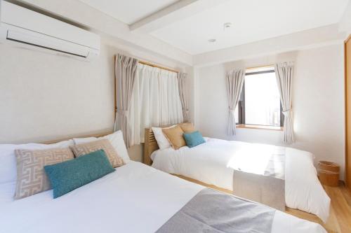New - 4 min to Shinjuku! 4 Bedrooms Villa 970 sq ft in Koenji, 10 people, 8 min walk to JR Koenji station - GRADIA Koenji Hotel