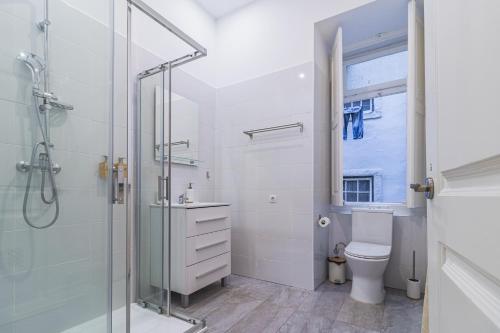 Lx Seleny Suites