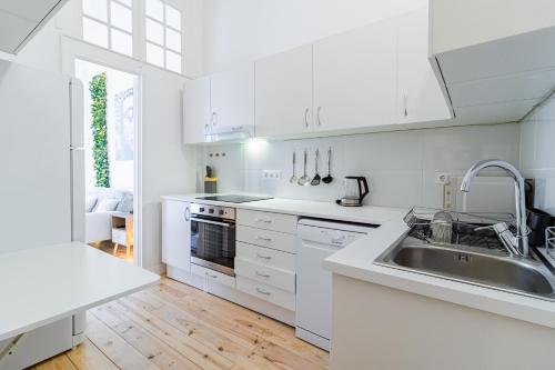 Lx Seleny Suites