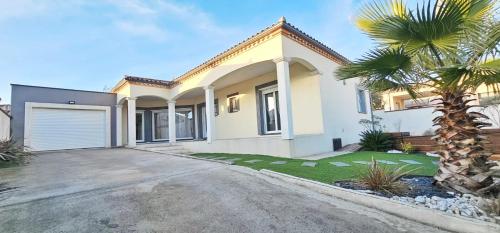 Maison vacances avec piscine Pennautier