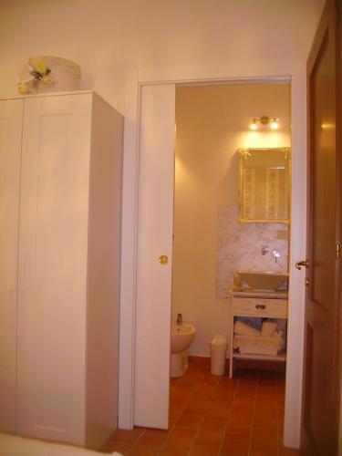 Ένα μπάνιο στο B&B Margherita Le Fiabe