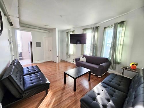 Gallery image of Baltimore Hideaway and Private Patio in Baltimore