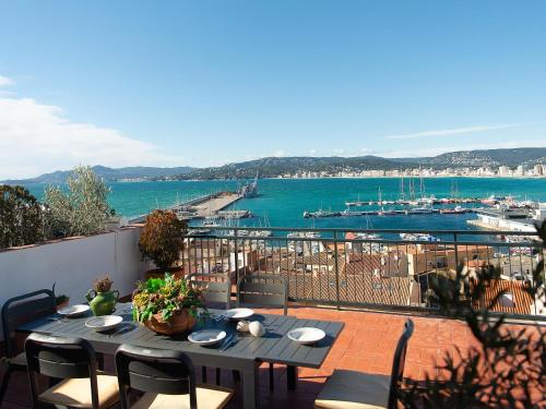 Ático de Lujo en Palamós, Vista al Mar, Parking Incluido - ES-360-3