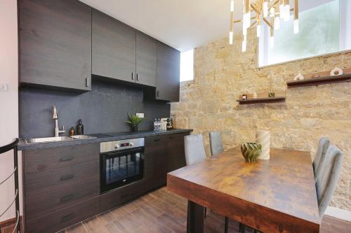 Charming apartment- 2BDR-8P - Port Royal