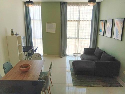 Chic Park Central 1Bedroom Perfect for Two