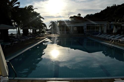 アルガッシにあるParadise Beach Hotelのギャラリーの写真