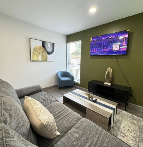 Gallery image of 2 DT Dallas l FIFA WORLD CUP READY l 5 Min from Love Field in Dallas