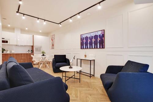 Charming Apt - AC - 2BR-6P - Near Bastille