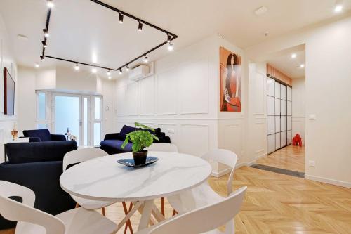 Charming Apt - AC - 2BR-6P - Near Bastille