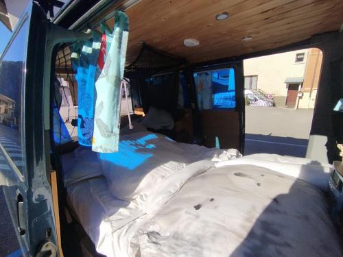 Van a louer au pied des pistes 2