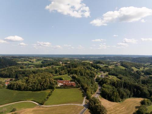 Maria Theresien Hof Loipersdorf — Bird's eye view